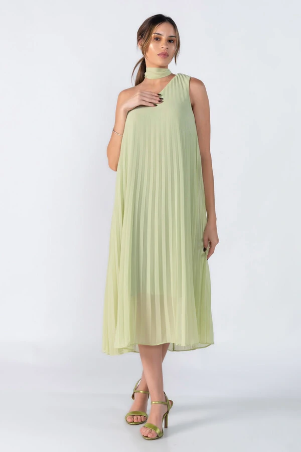 Vestido plissado um ombro