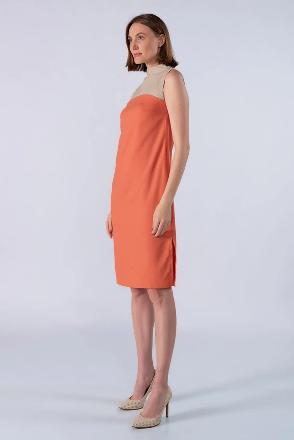Vestido midi em viscolinho bicolor