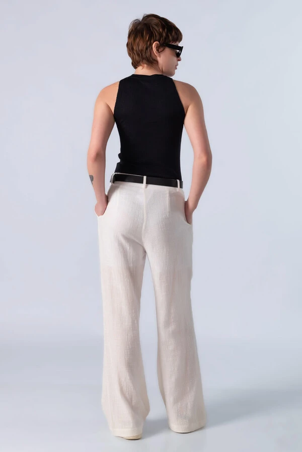 Blusa regata em viscose lisa