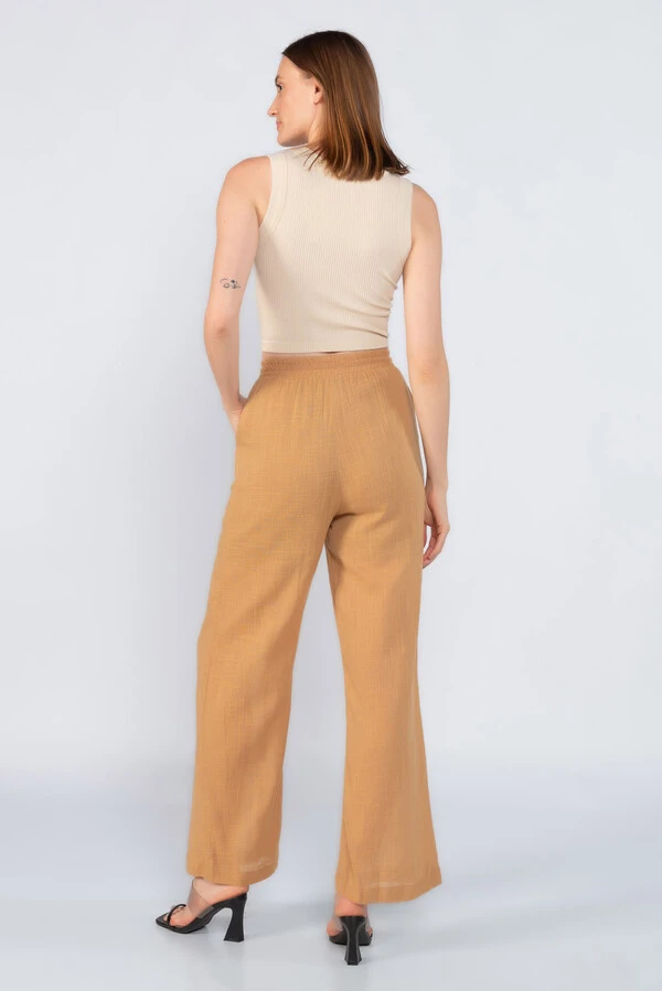 Cropped em regata canelado