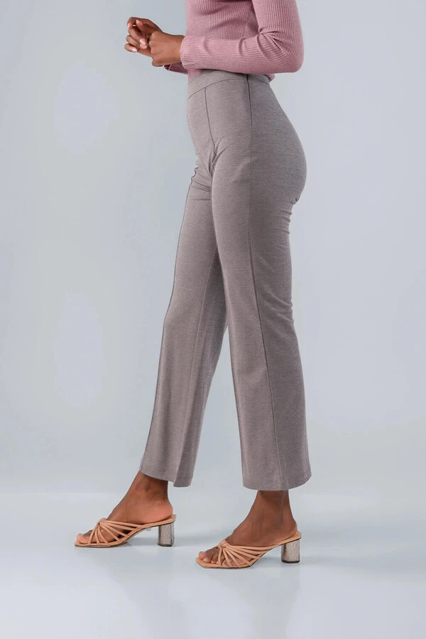 Calca pantacourt viscose nervura frente