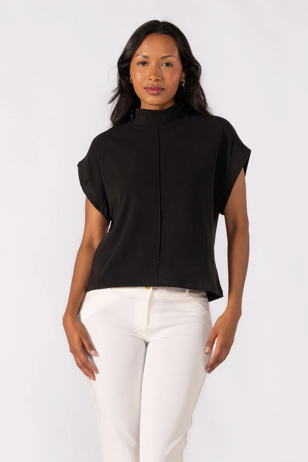 Blusa gola alta canelada