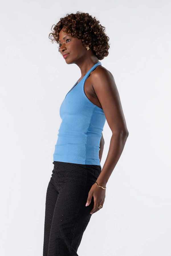 Blusa frente unica canelada