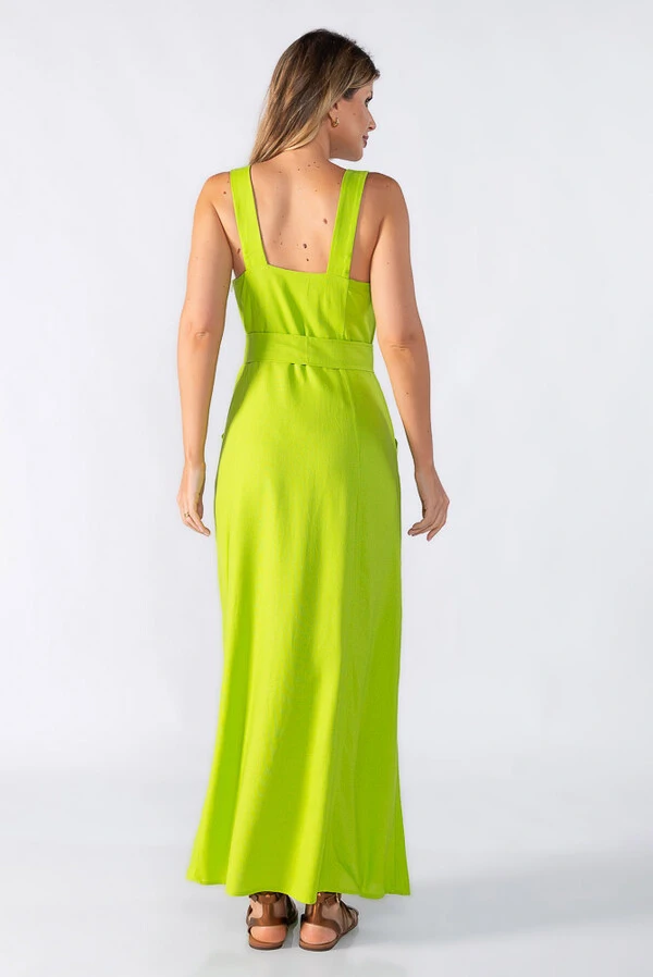 Vestido longo com bolso e cinto