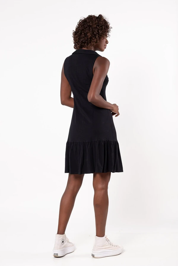 Vestido moletinho com gola decote v