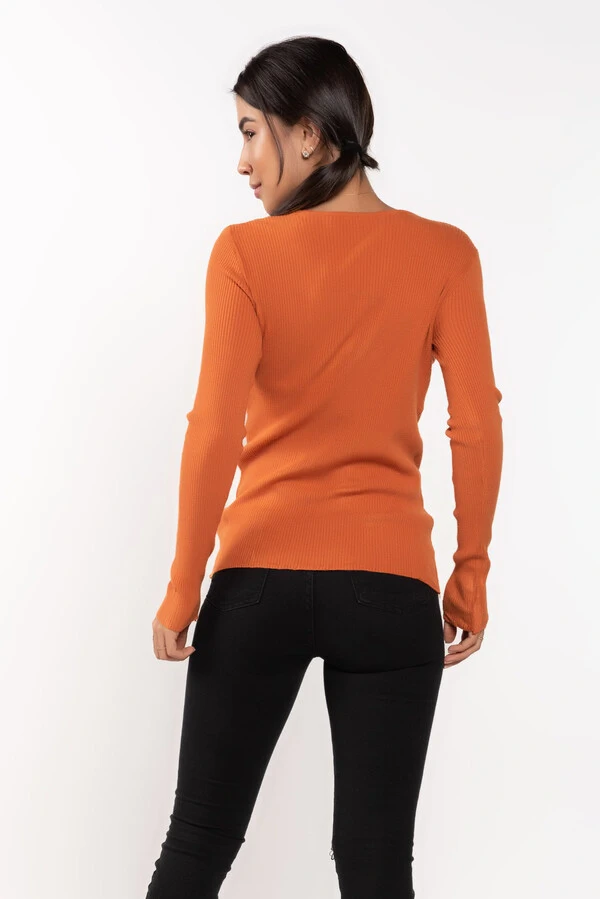 Sueter em viscose com botao e cordao