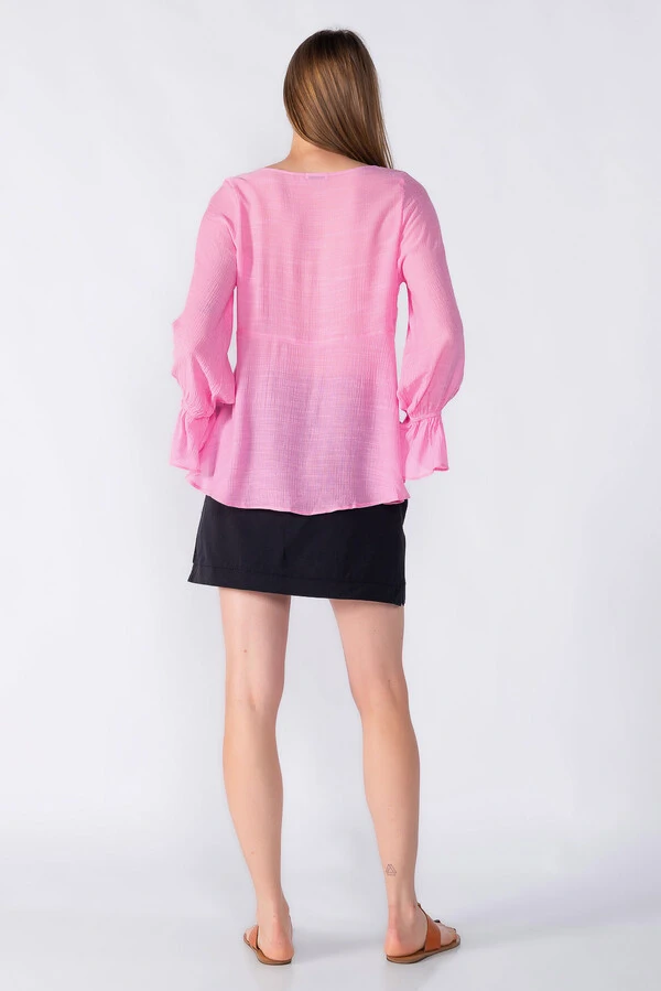 Blusa manga bufante amarracao frontal