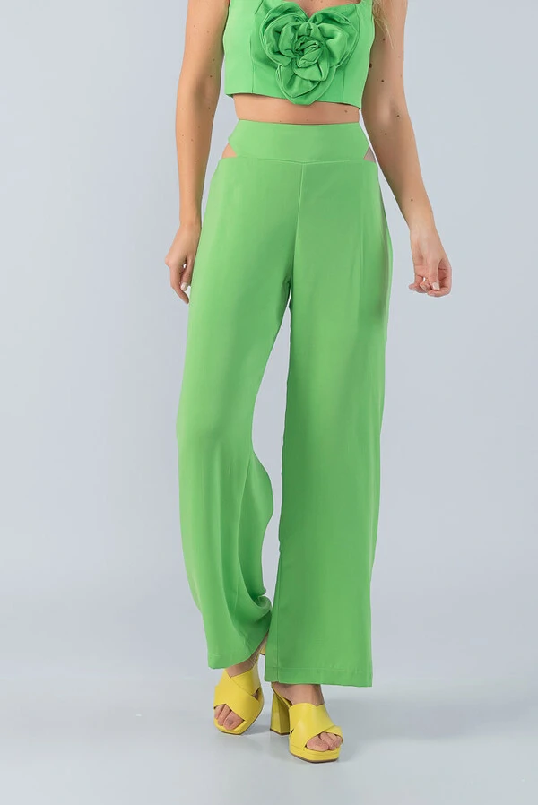 Calca pantalona em crepe recorte cos