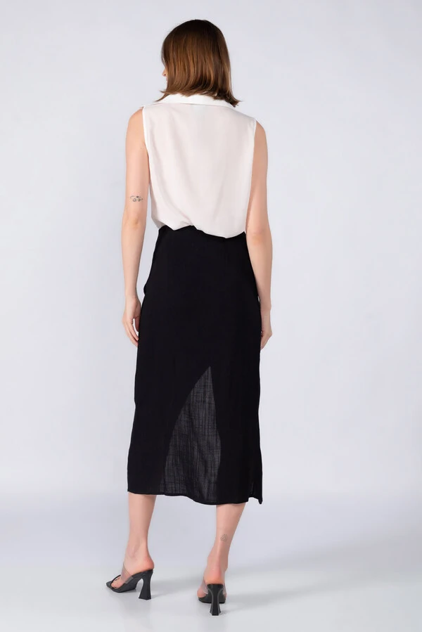 Saia midi em viscose transpassada