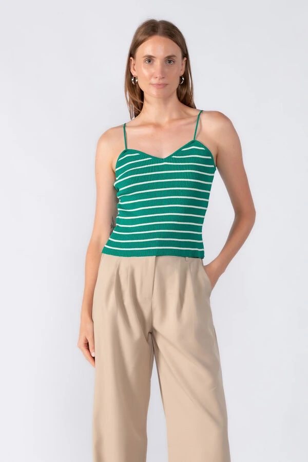 Blusa em tricot listrada