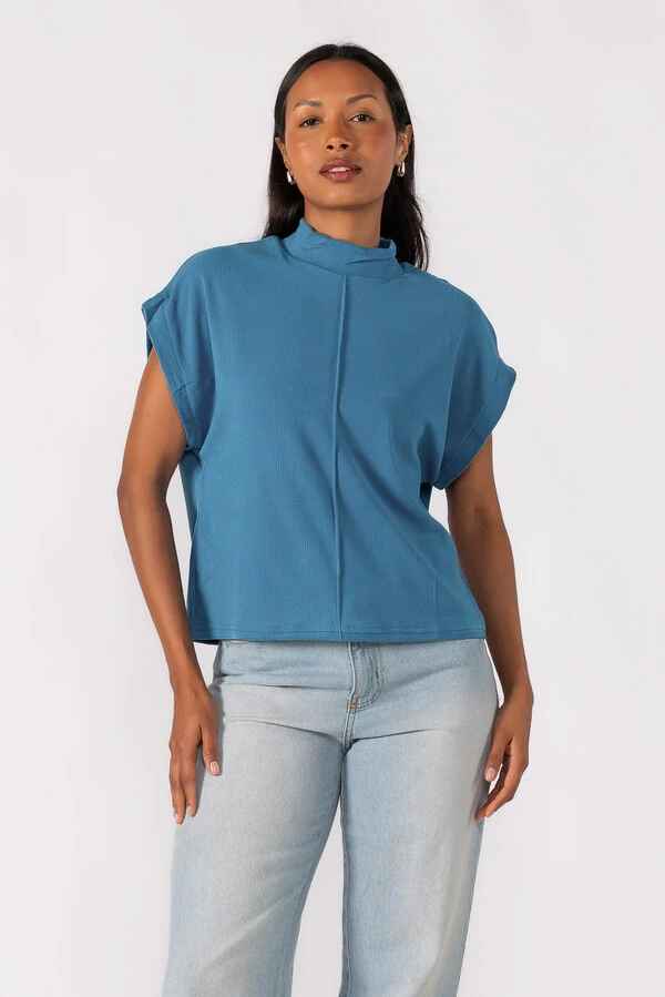 Blusa gola alta canelada