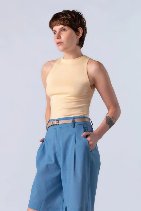 Blusa regata em viscose lisa