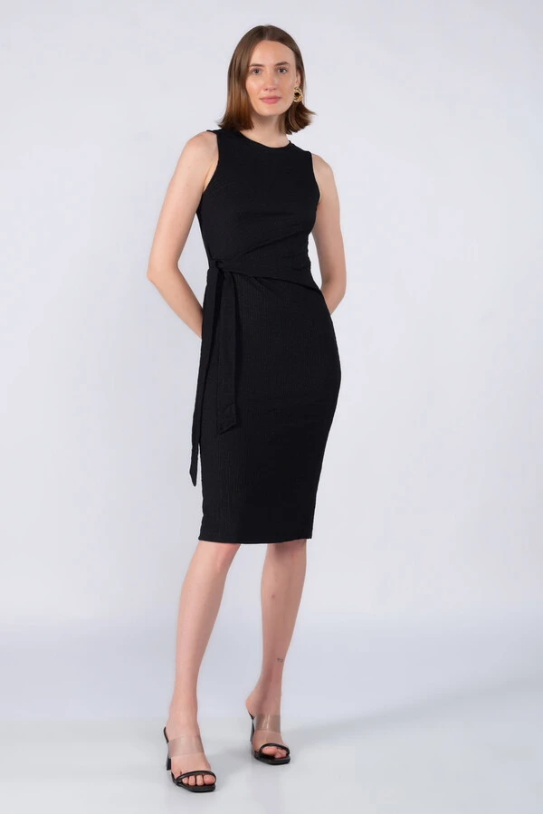 Vestido midi regata laco lateral poliester