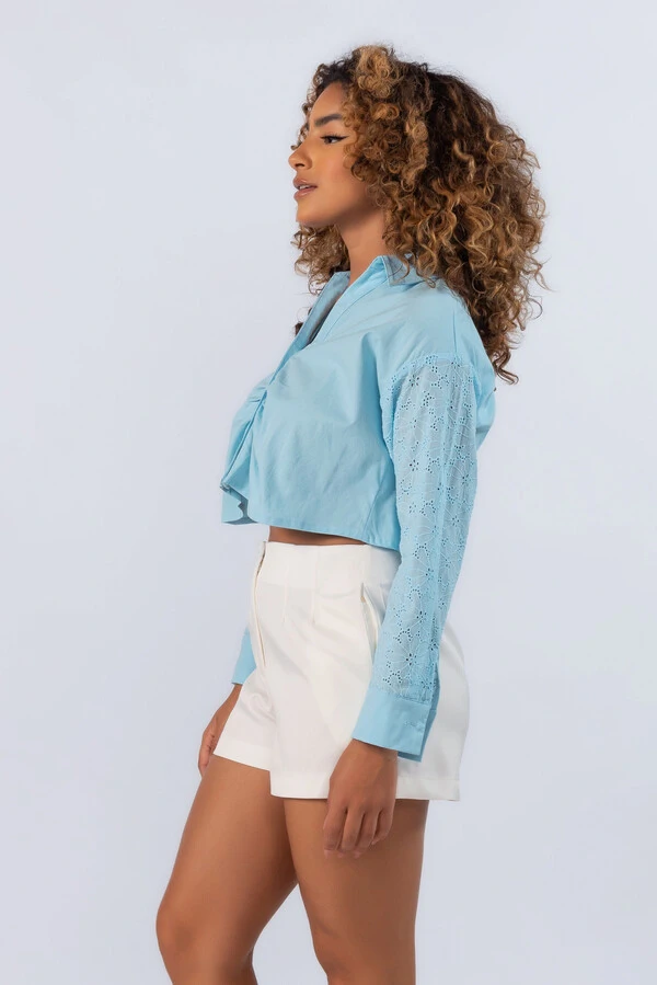Camisa cropped manga corte laise