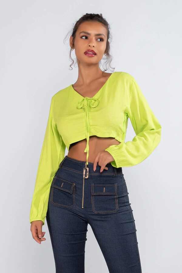 Cropped viscose manga longa busto franzido