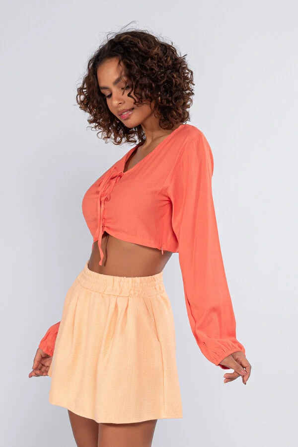 Cropped viscose manga longa busto franzido