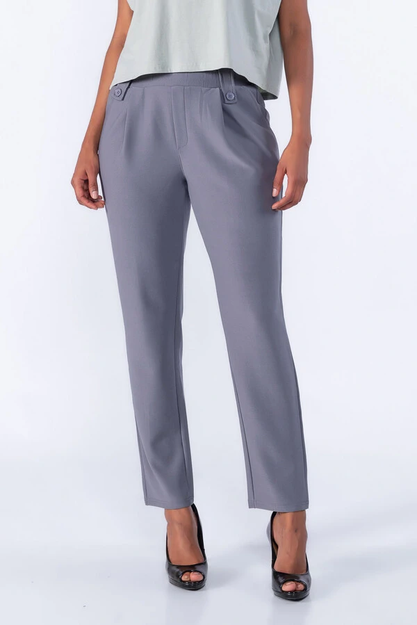 Calça elástico no cós com pregas