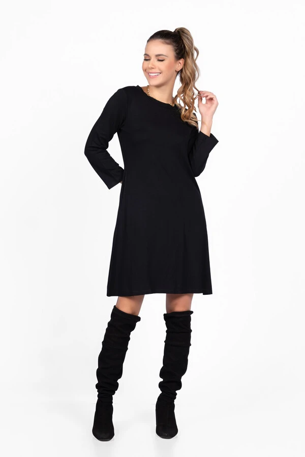 Vestido malha com bolsos manga 3/4