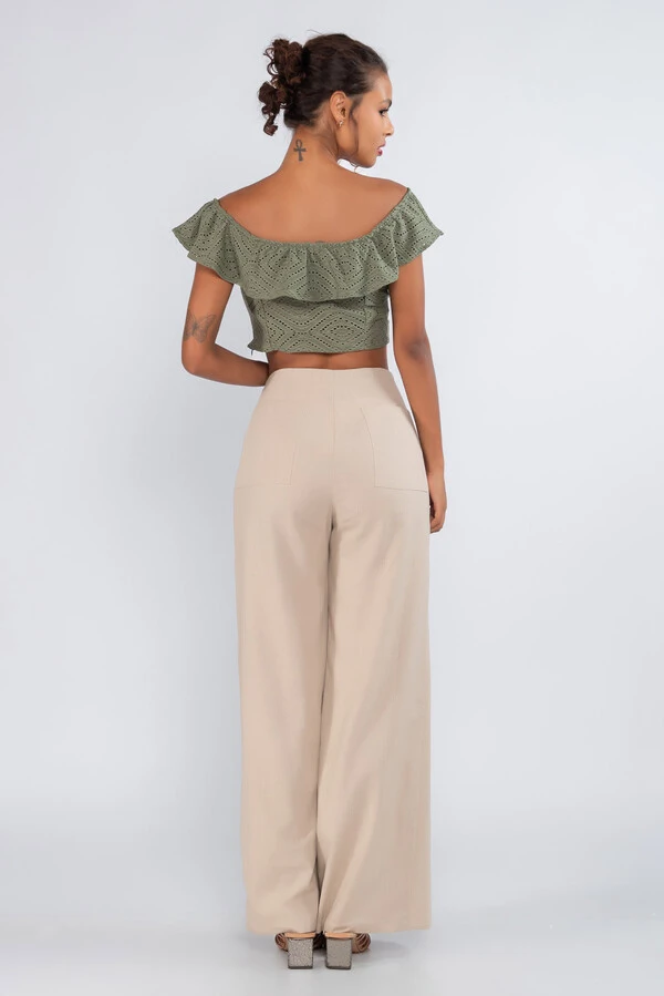Cropped laise e malha ombro a ombro