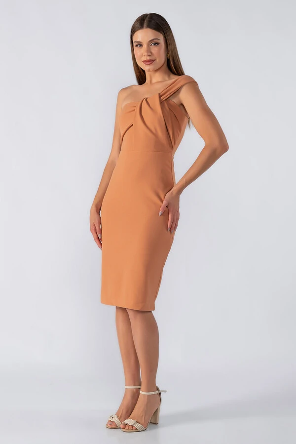 Vestido midi decote transpassado