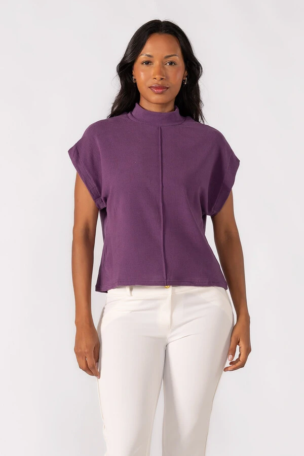 Blusa gola alta canelada