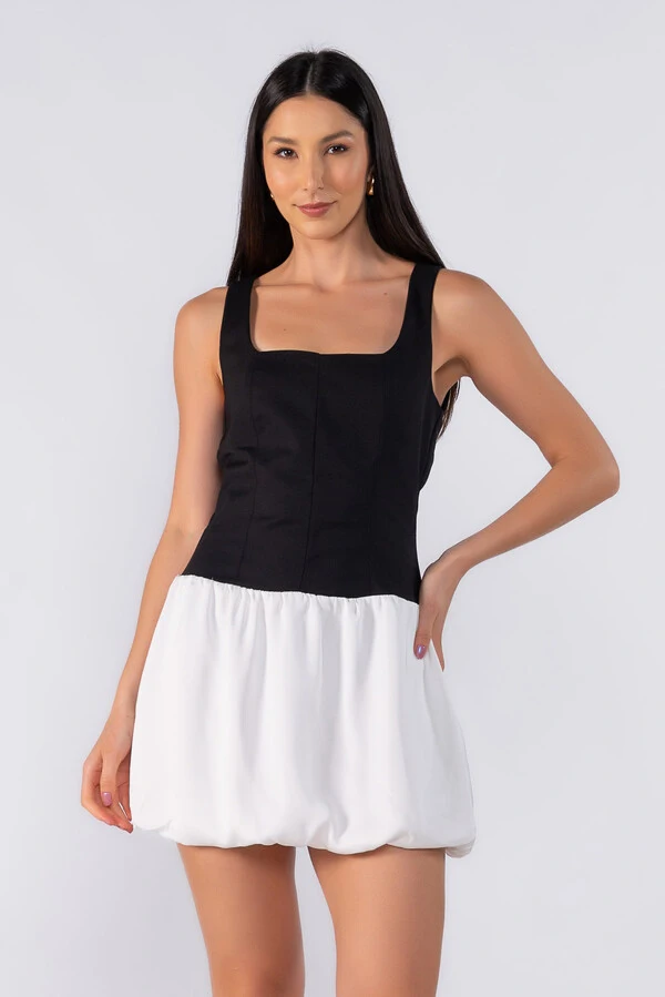 Vestido curto balone bicolor
