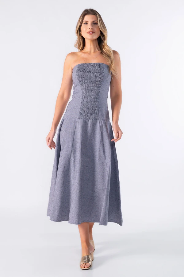 Vestido tomara que caia evase
