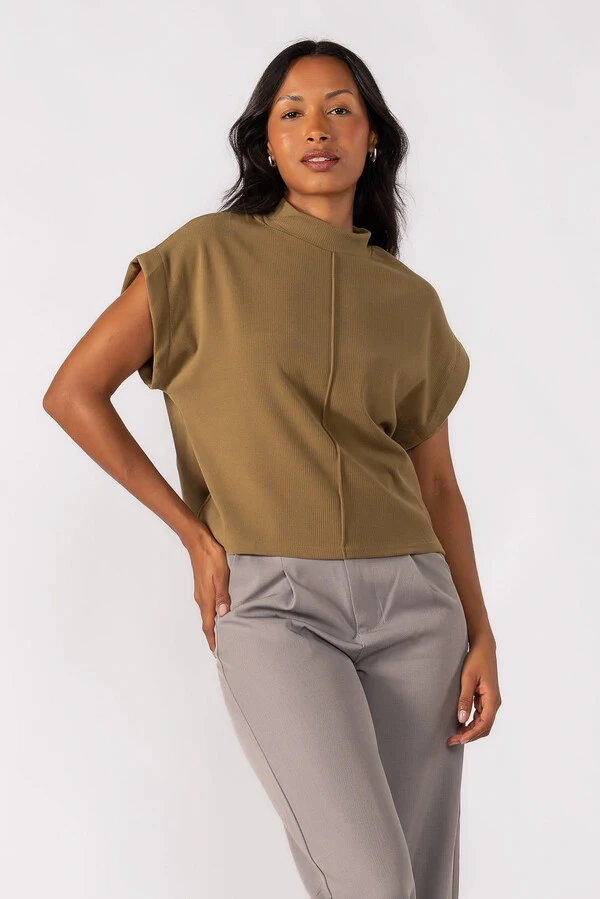 Blusa gola alta canelada