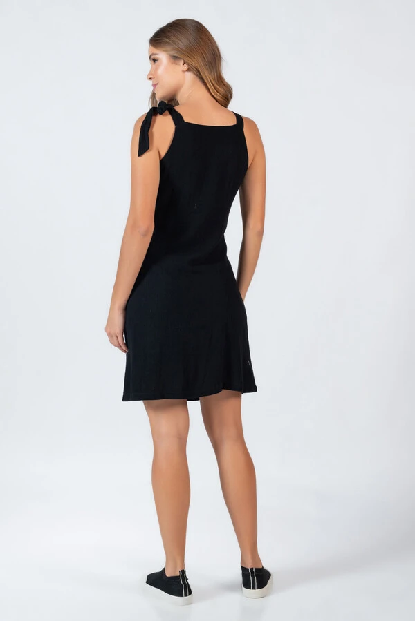 Vestido viscolinho evase gola alta