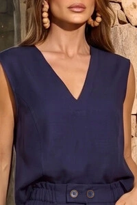 Regata Naya Lilly