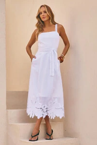 Vestido Bordado Saab