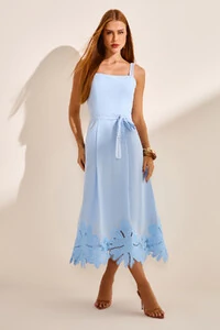 Vestido Bordado Saab