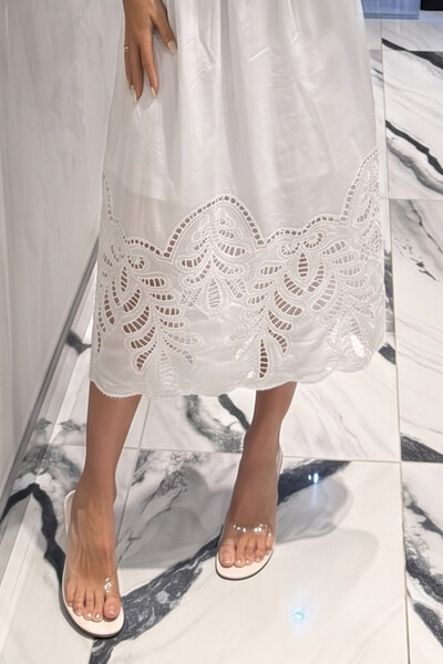 Foto Vestido Bordado Lillia