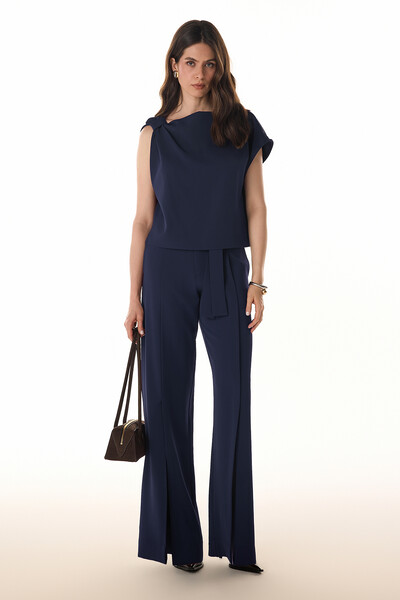 Conjunto Blusa e Pantalona Assimétrica Megan