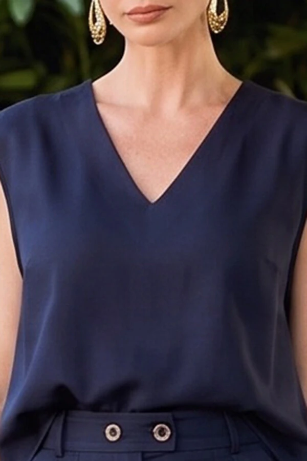 Regata Naya Lilly