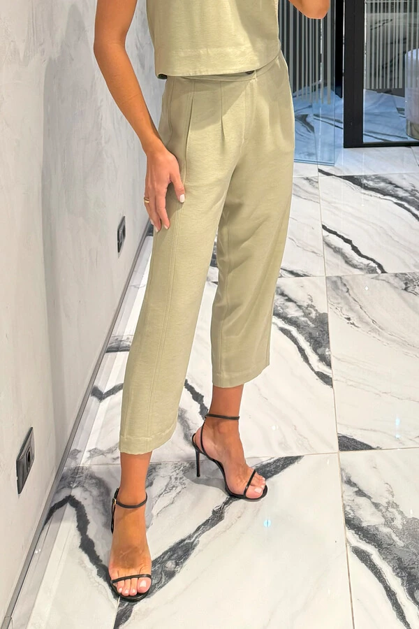 Calça Button Saints