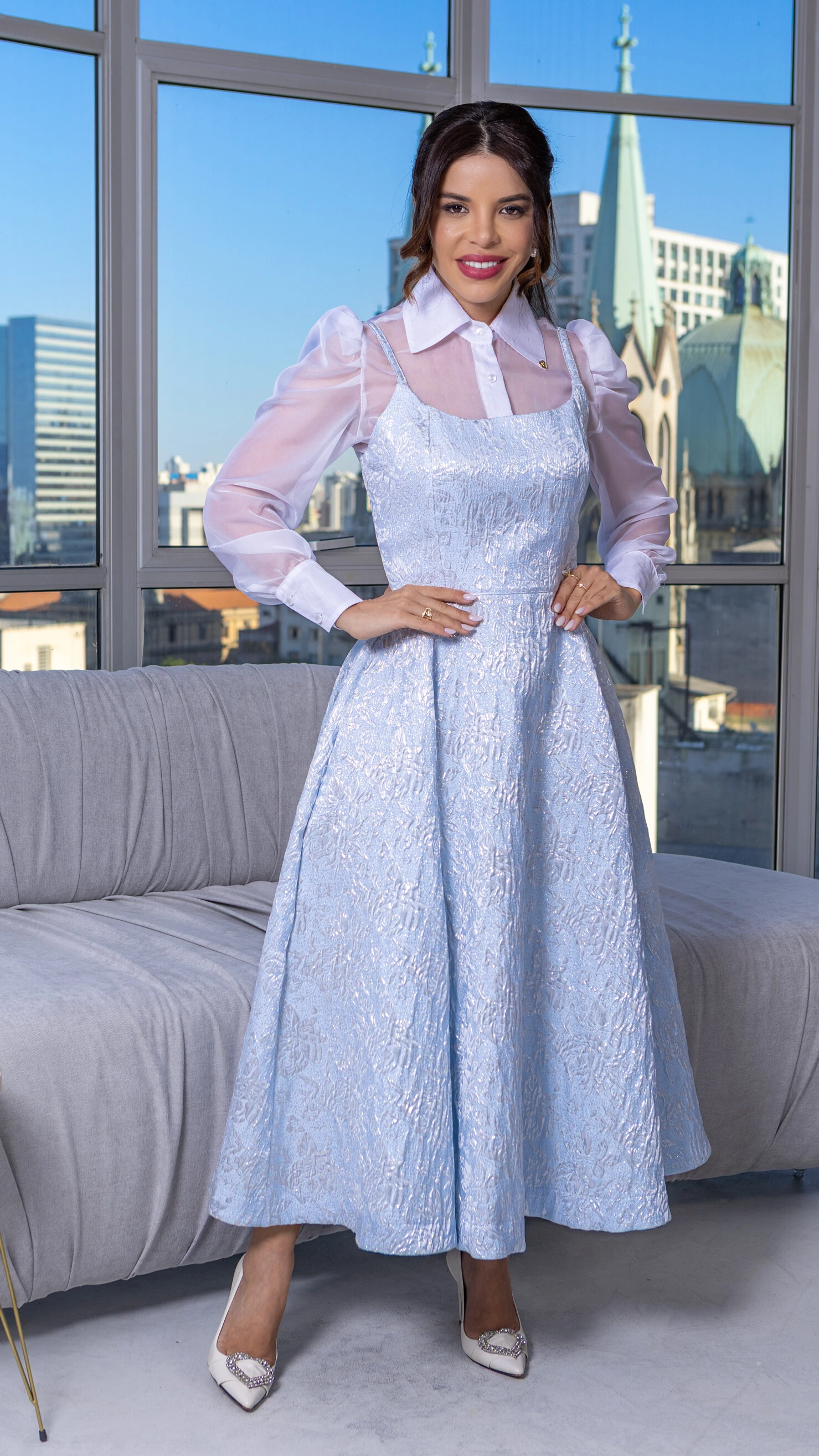 Foto Vestido Max Midi Daniele com Alças e Modelagem Evasê