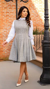 Vestido Curto Nádia em Tweed com Saia de Pregas Verde