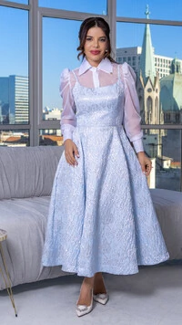 Vestido Max Midi Daniele com Alças e Modelagem Evasê