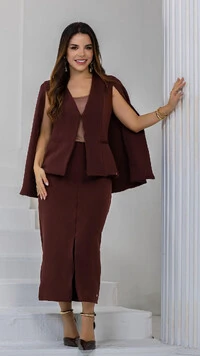 Saia Maxi Paty em Alfaiataria com Fenda Frontal