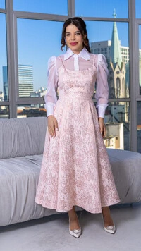 Vestido Max Midi Daniele com Alças e Modelagem Evasê