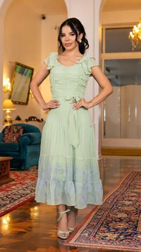 Vestido Longo Renata em Crepe com Barrado Bordado Verde Água