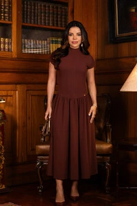 Vestido Max Midi Beverly em Alfaiataria com Elastano Marrom
