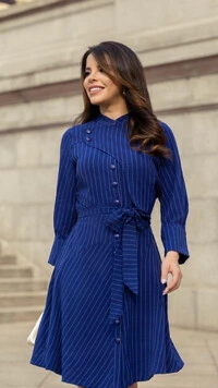 Vestido Curto Viscose Joaquina Acinturado com Botões