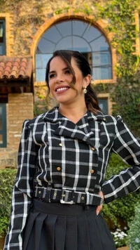 Jaqueta Tabata Xadrez em Suede Aveludado com Cinto
