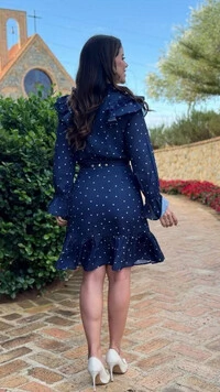 Vestido Curto Estampa Corações Yarine em Crepe com Cinto