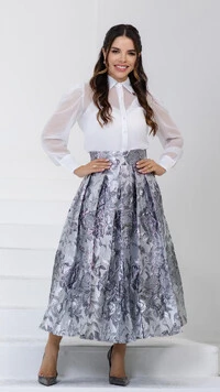 Saia Midi Maia em Jacquard com Pregas Largas