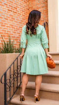 Vestido Chemise Curto Ildes com Botões Frontais Verde