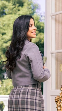 Blazer Cropped Gabriela Cinza em Alfaiataria com Forro Cetim