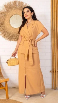 Saia Maxi Midi Vanda em Viscose com Fenda